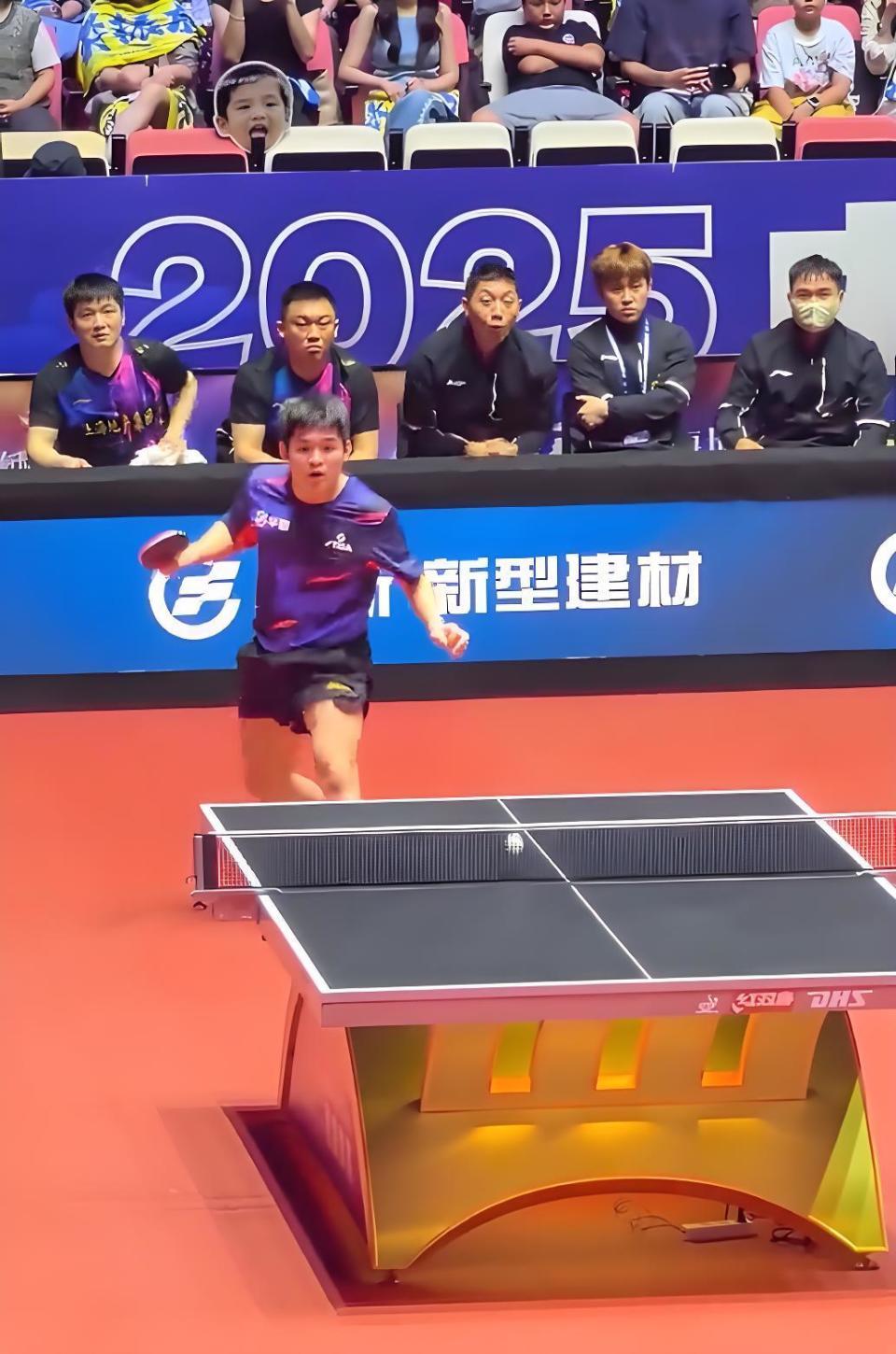 波兰队碾压奥地利队，许昕高光表现